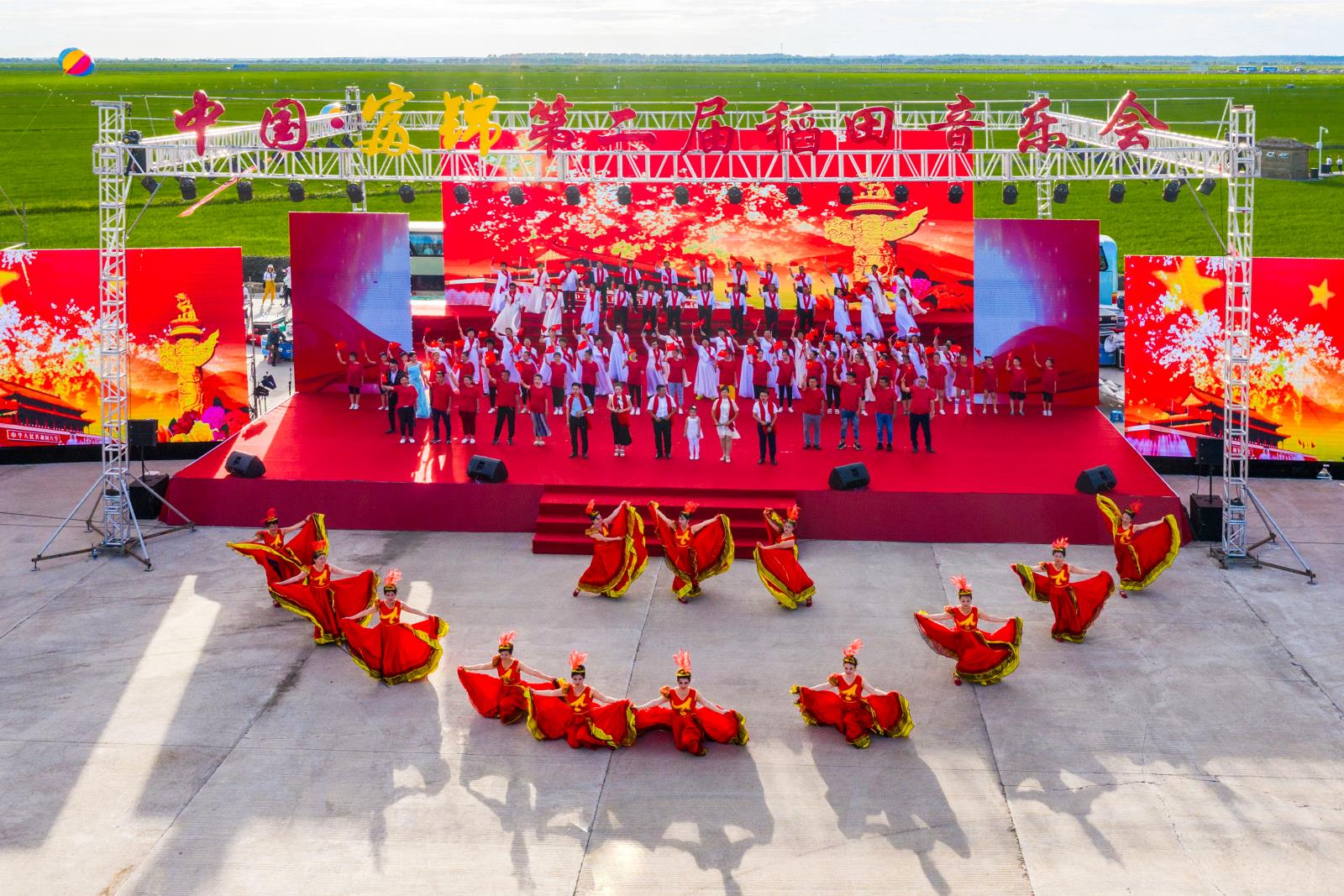 呂喜昭 13846100111  我和我的祖國.jpg