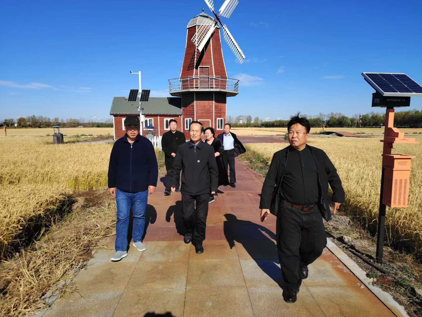 圖片2.png 圖片2.png